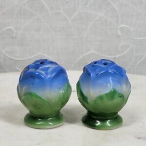 VTG Rose Bud Salt Pepper Shakers 1.5" Blue Green Japan Floral Ceramic Flowers